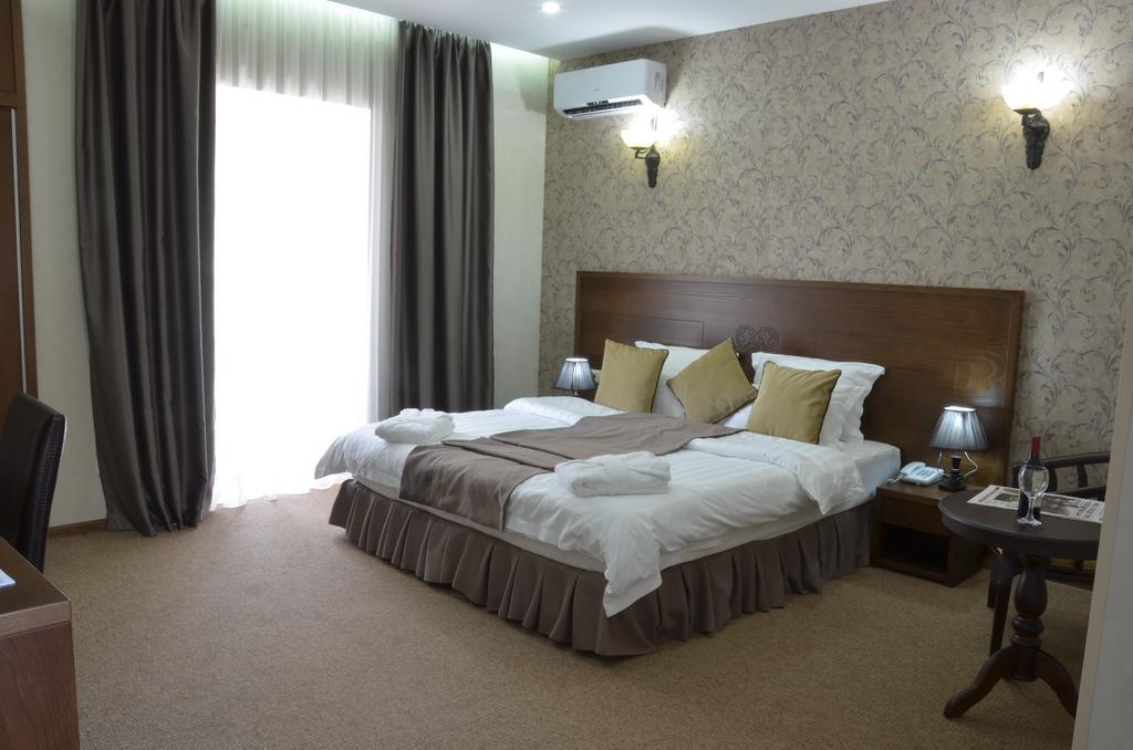 Old Metekhi Hotel Tbilissi Extérieur photo