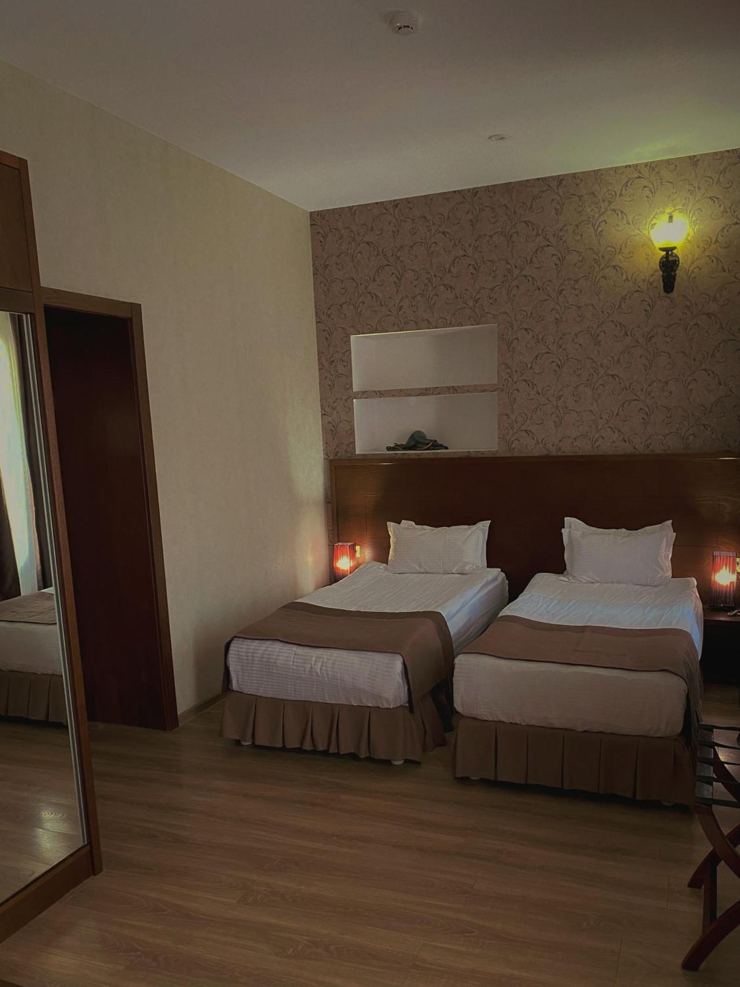 Old Metekhi Hotel Tbilissi Extérieur photo